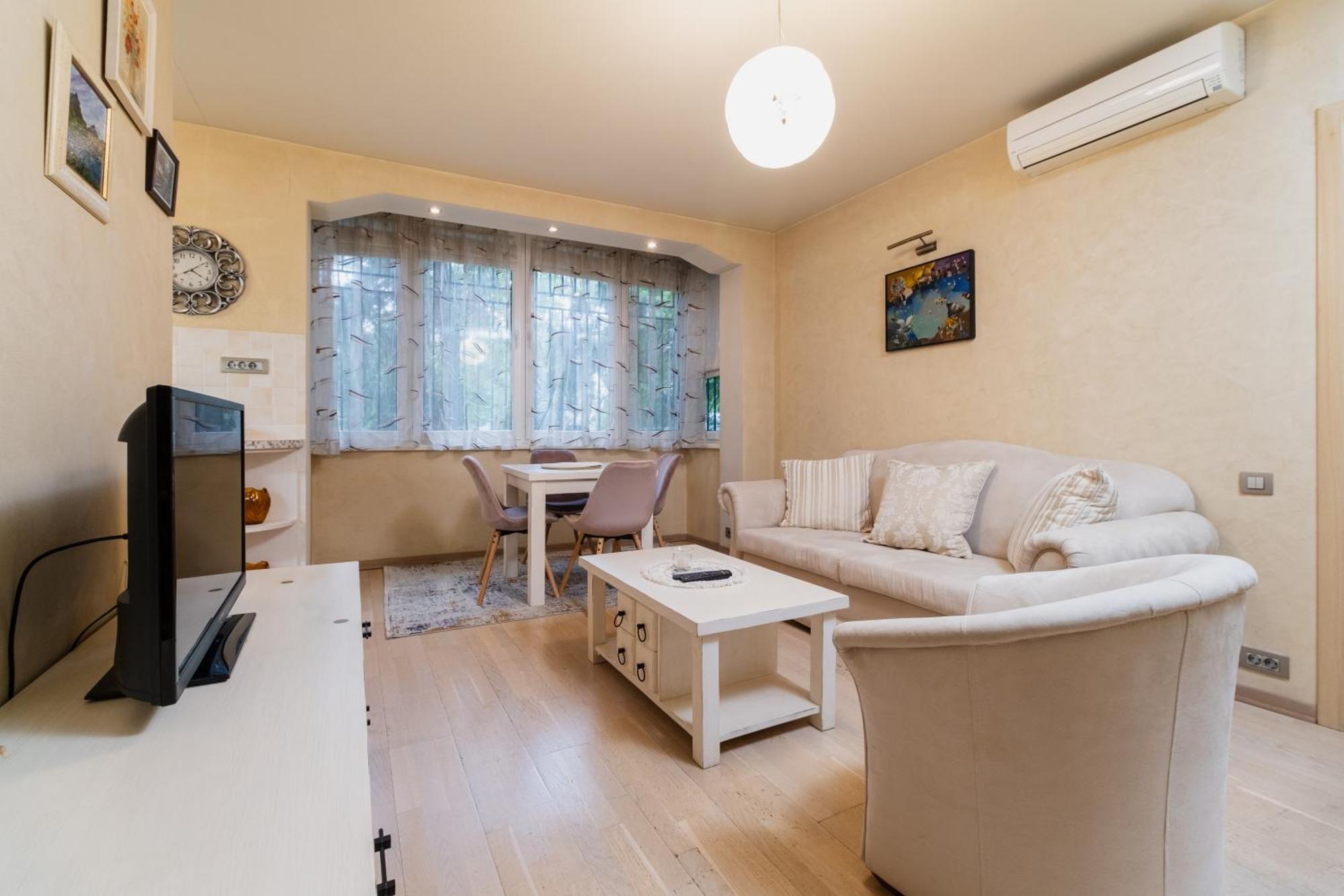 Elegant 1-Bedroom Apartment Plovdiv Exterior foto